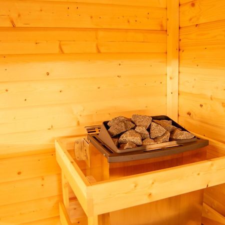 Wellness Mitten In Der Wasserfallstadt Triberg 特里贝格 外观 照片