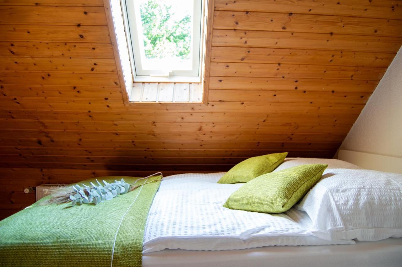Wellness Mitten In Der Wasserfallstadt Triberg 特里贝格 外观 照片