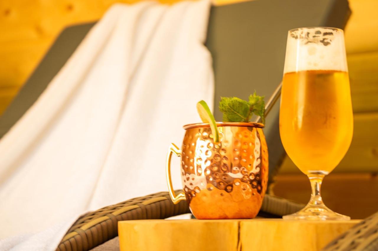 Wellness Mitten In Der Wasserfallstadt Triberg 特里贝格 外观 照片