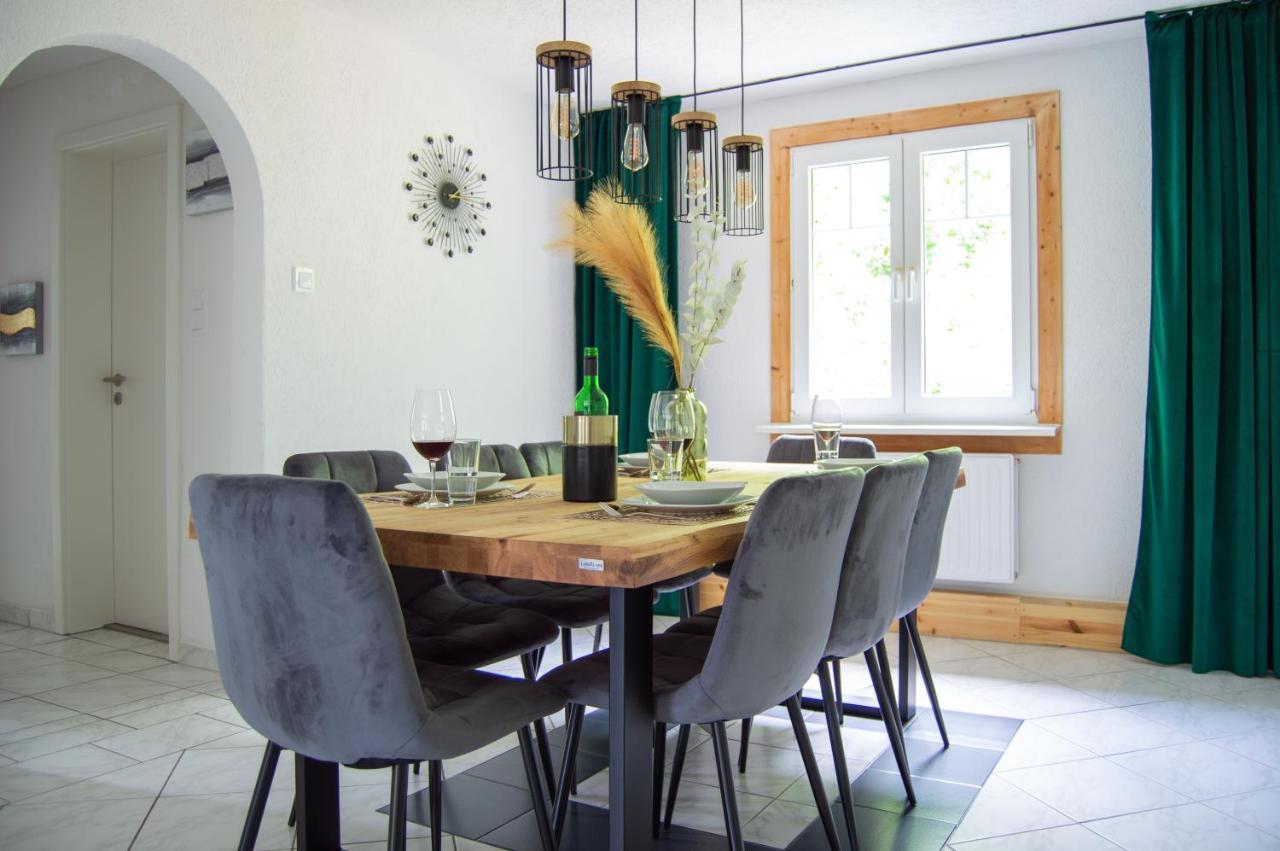 Wellness Mitten In Der Wasserfallstadt Triberg 特里贝格 外观 照片